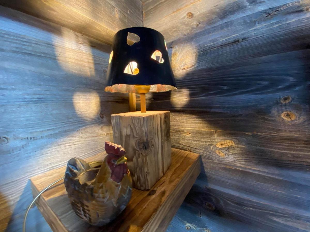 Micro-Lodge, Le Petit Nid D'Amour Montriond Buitenkant foto