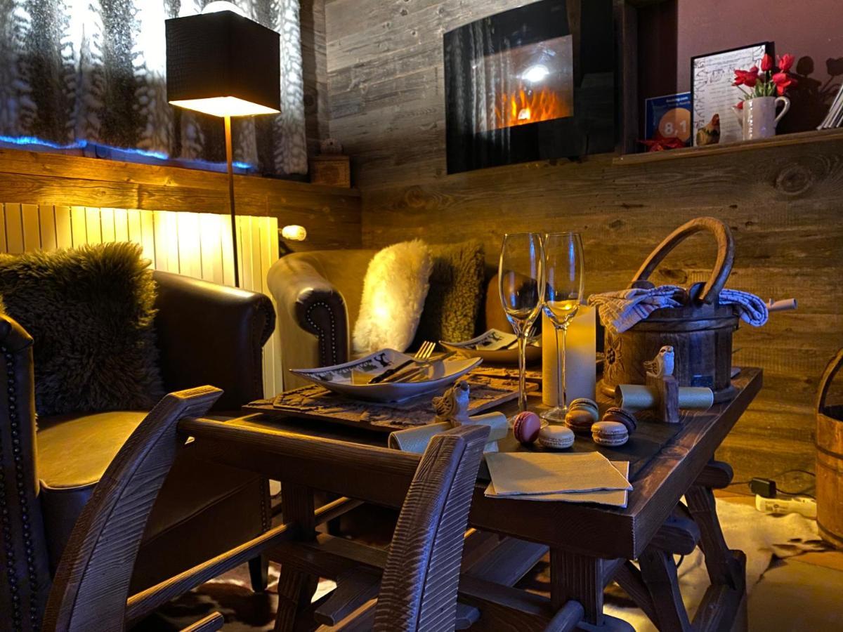 Micro-Lodge, Le Petit Nid D'Amour Montriond Buitenkant foto