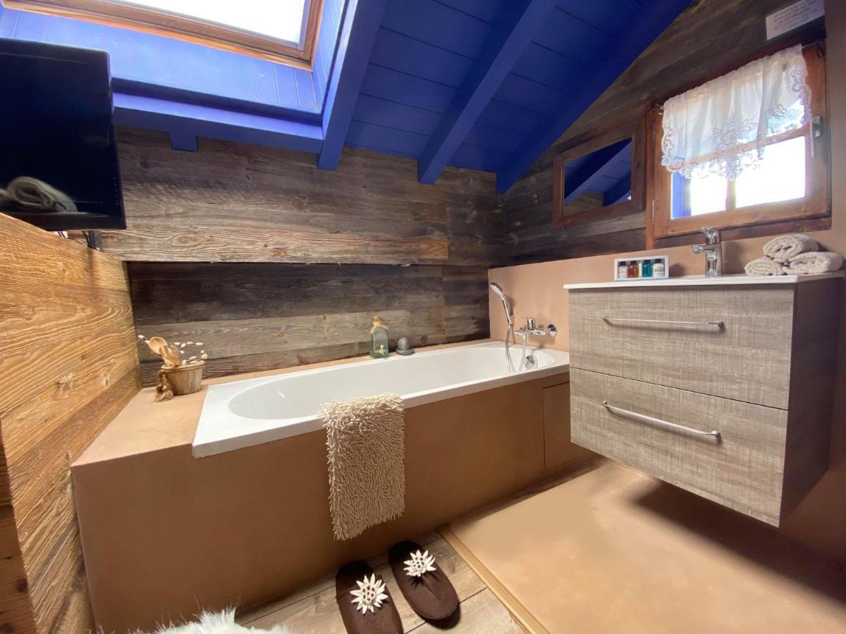 Micro-Lodge, Le Petit Nid D'Amour Montriond Buitenkant foto