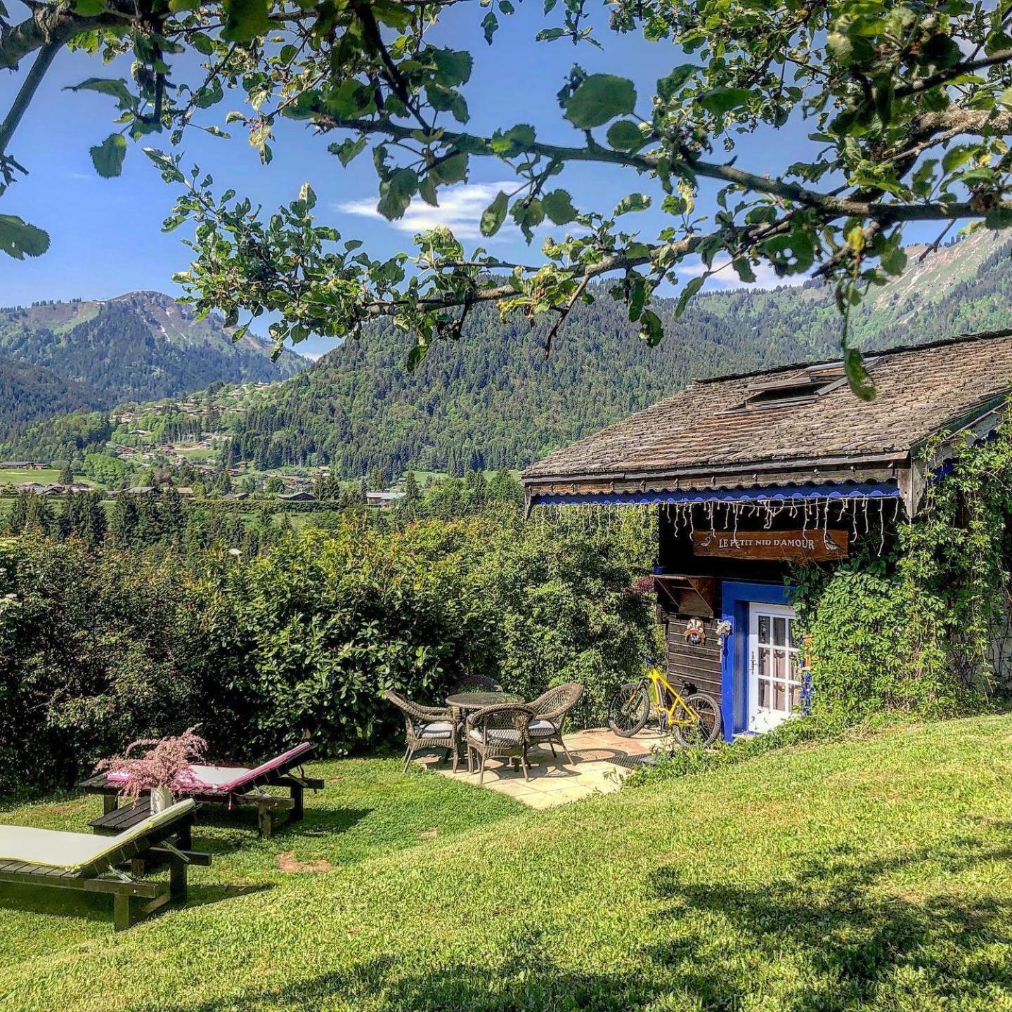 Micro-Lodge, Le Petit Nid D'Amour Montriond Buitenkant foto